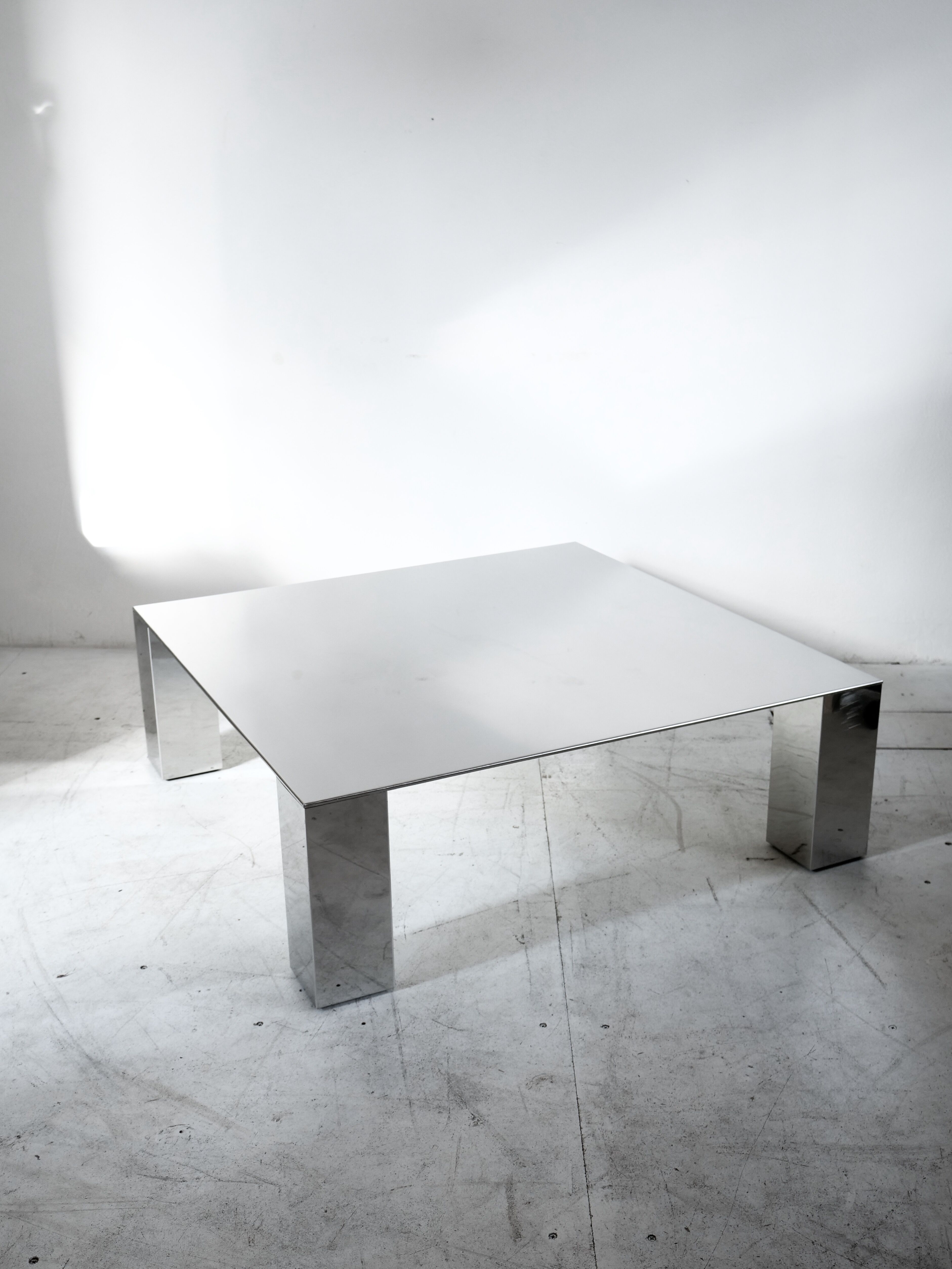Table basse de Giovanni Offredi pour saporitti 1970