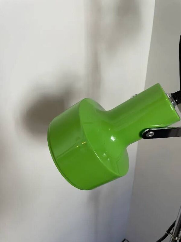 Lampe de sol Anvia vert pomme
