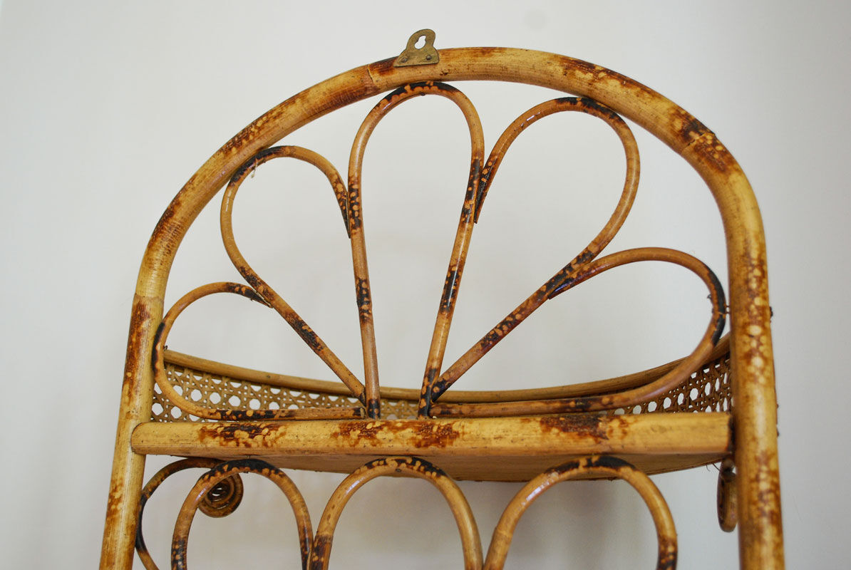 Shelf rattan and caning