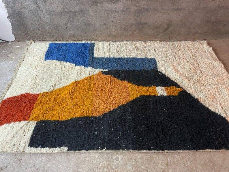 Handmade traditional Berber rug size 100 x 200 cm