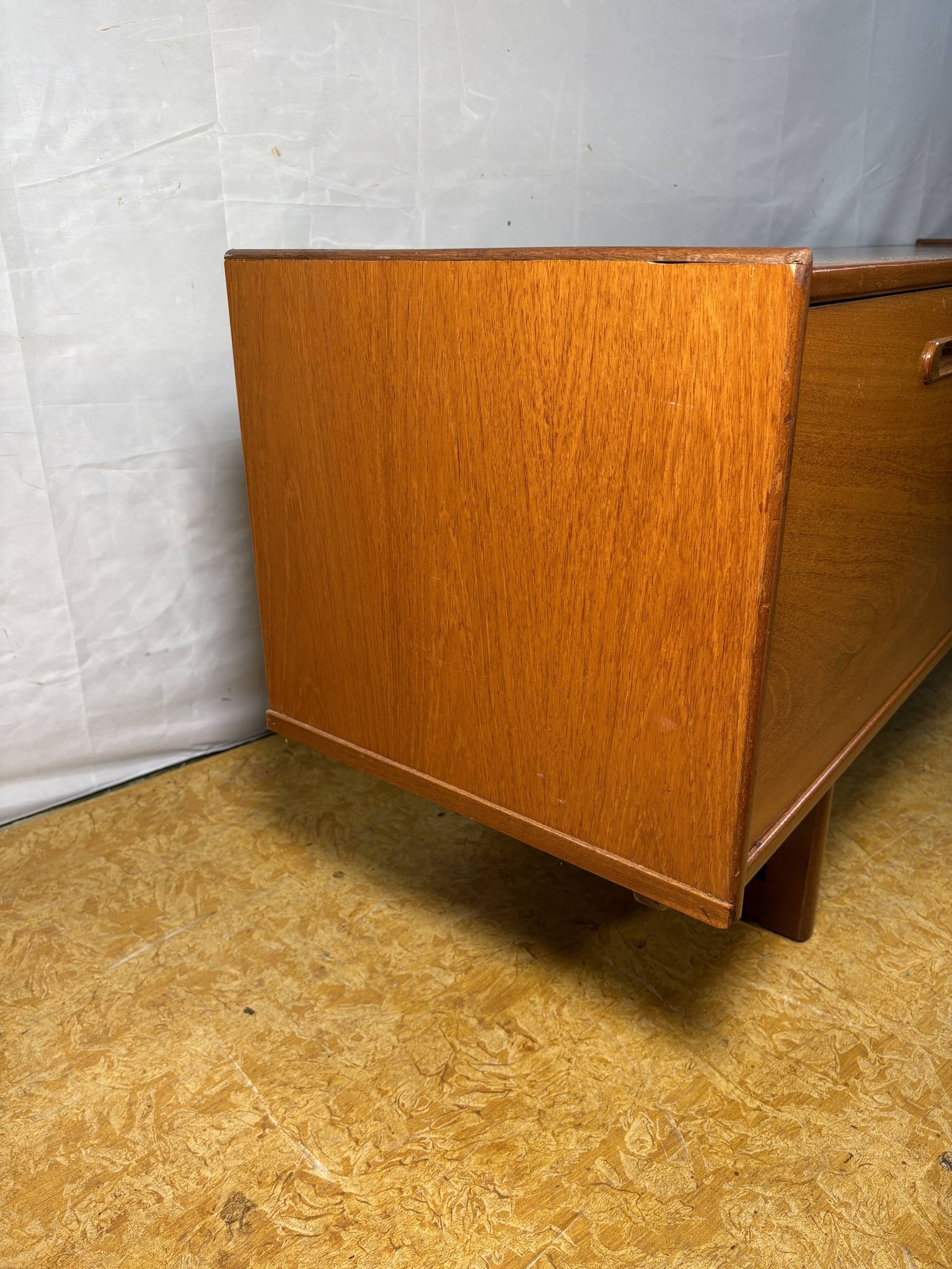 Vintage Retro Teak Sideboard 1960s Mid-Century Engels Danish & Scandinavian