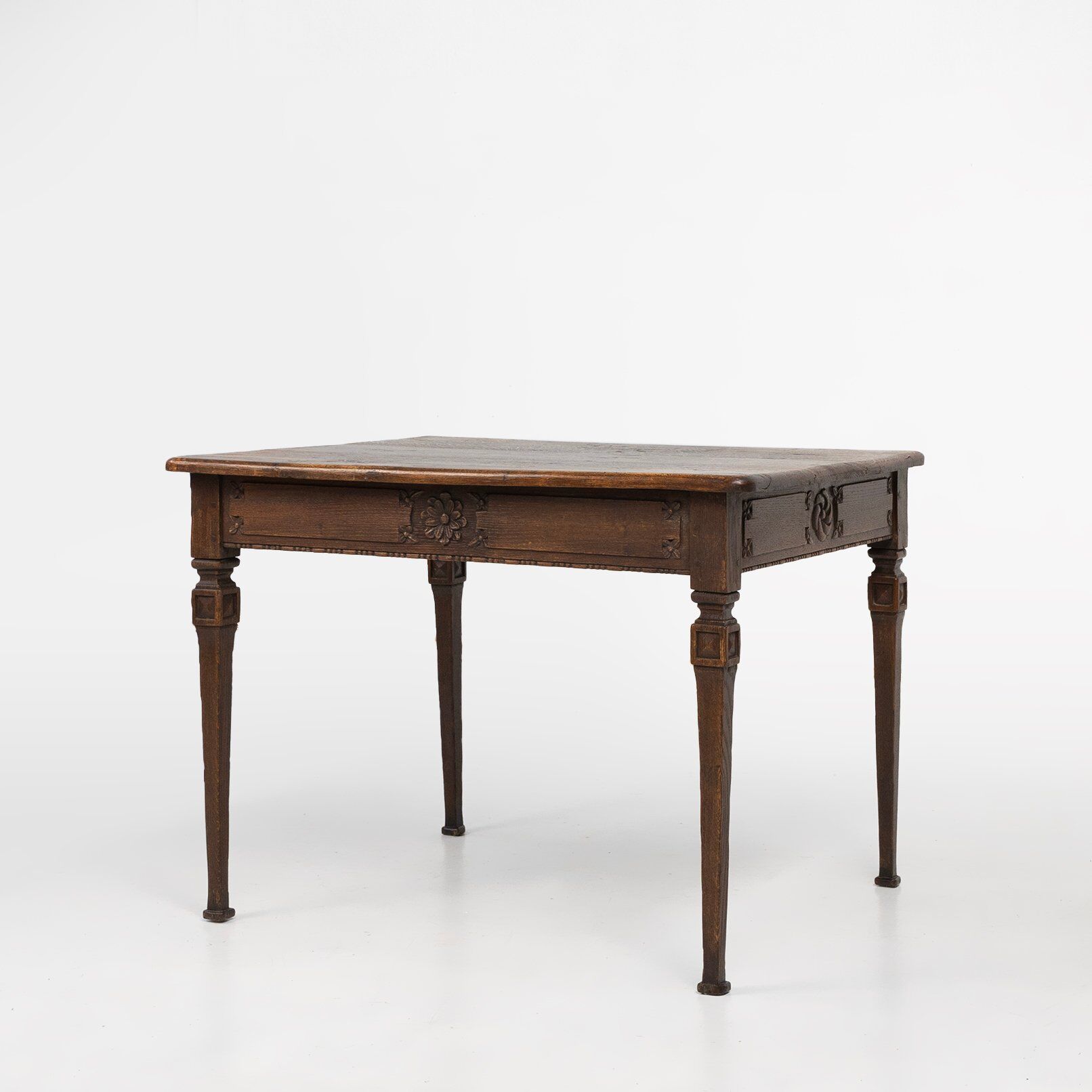 Table d'appoint rustique française du milieu du siècle en bois, années 1850.