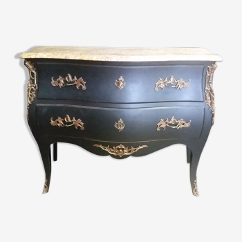 Commode galbée