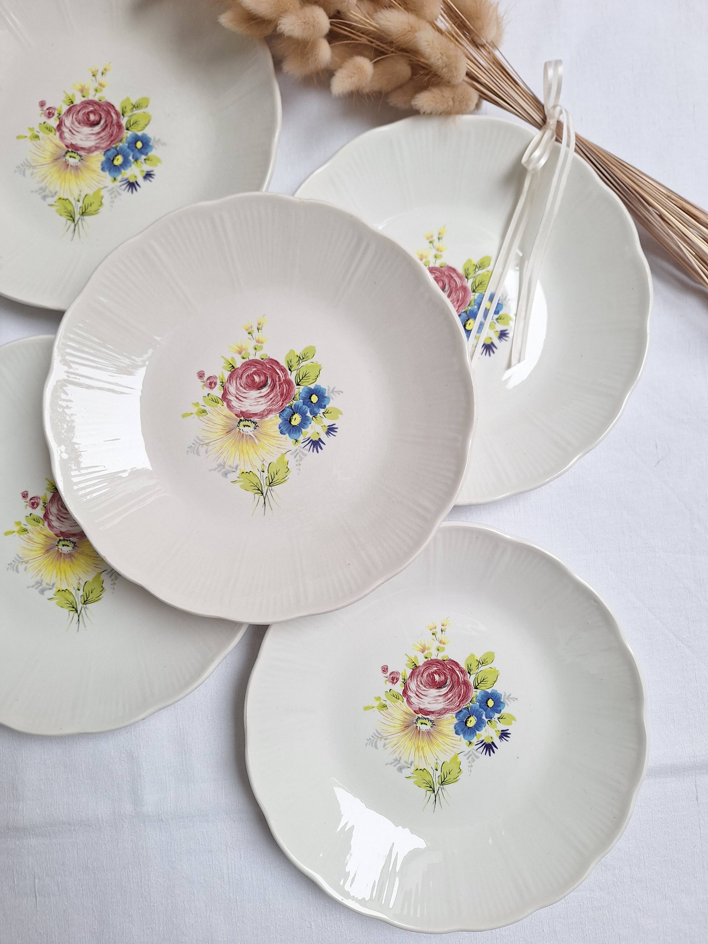 Vintage floral soup plates