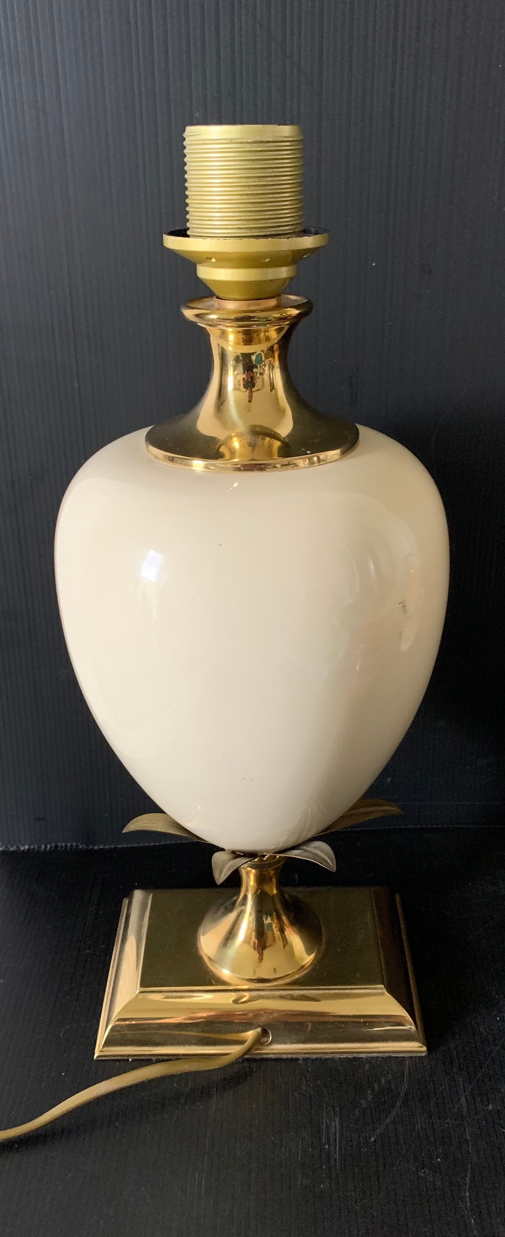 Lampe lle dauphin beige