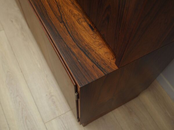 Bibliothèque en palissandre, design danois, années 1970, designer : Carlo Jensen, production : Hundevad