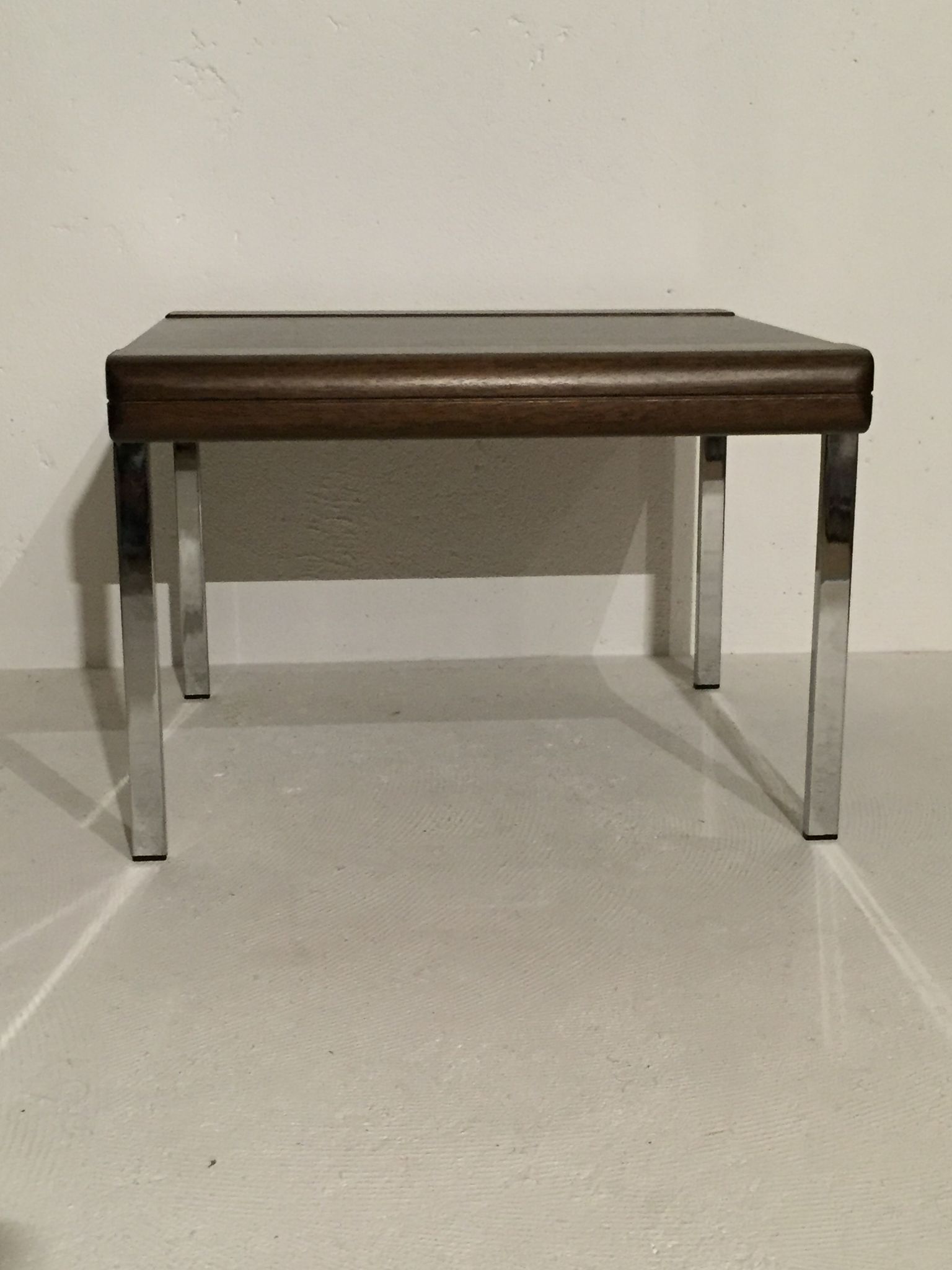 Table basse Girsberger carré, Design Suisse, année 1981