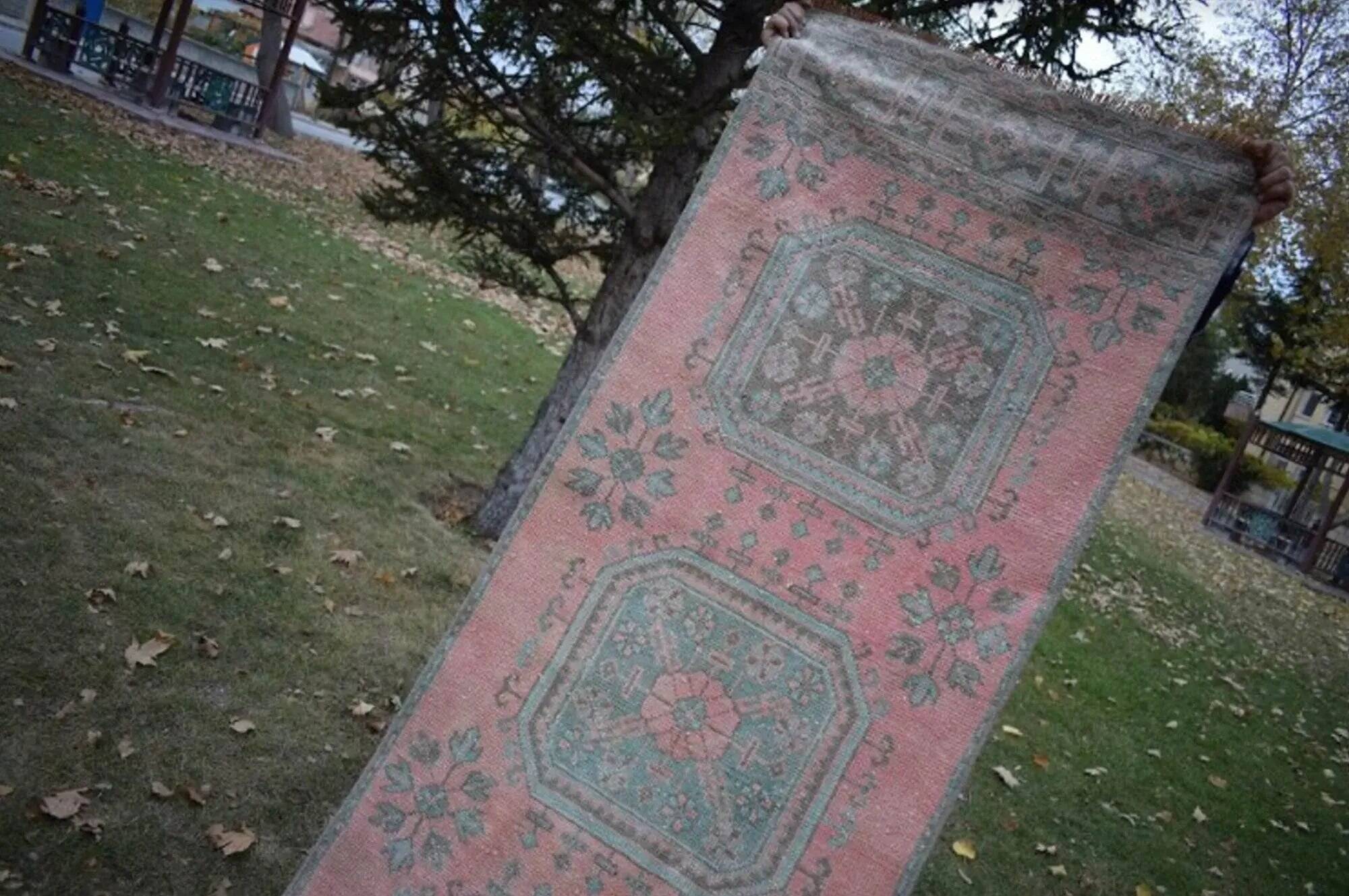 Vintage Turkish hallway rug 85x656 cm