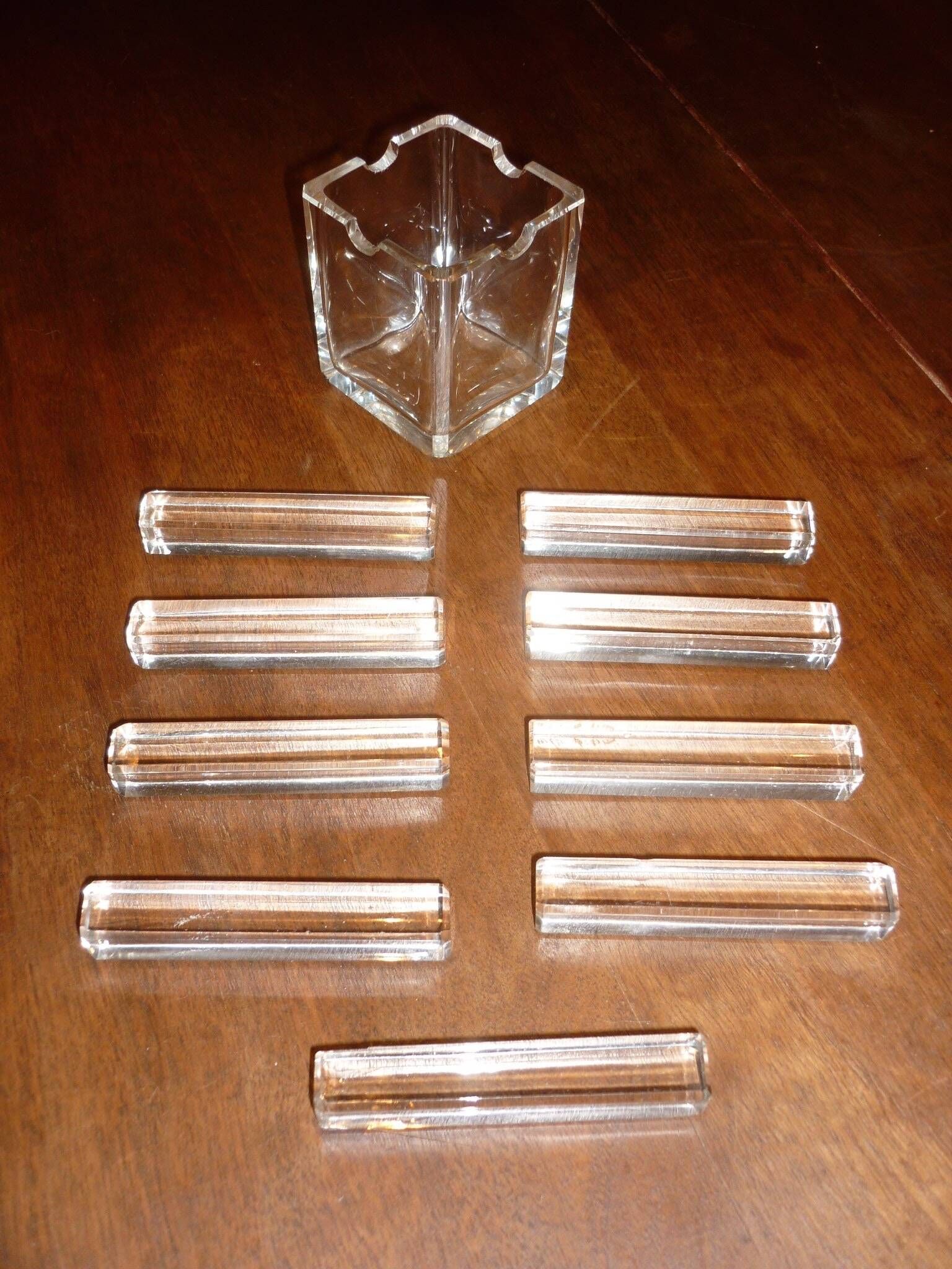 Pot carré avec porte-couteaux en verre