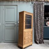 Renovated Parisian showcase