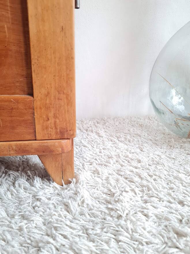 Parisian glass-fronted cupboard, type sideboard.