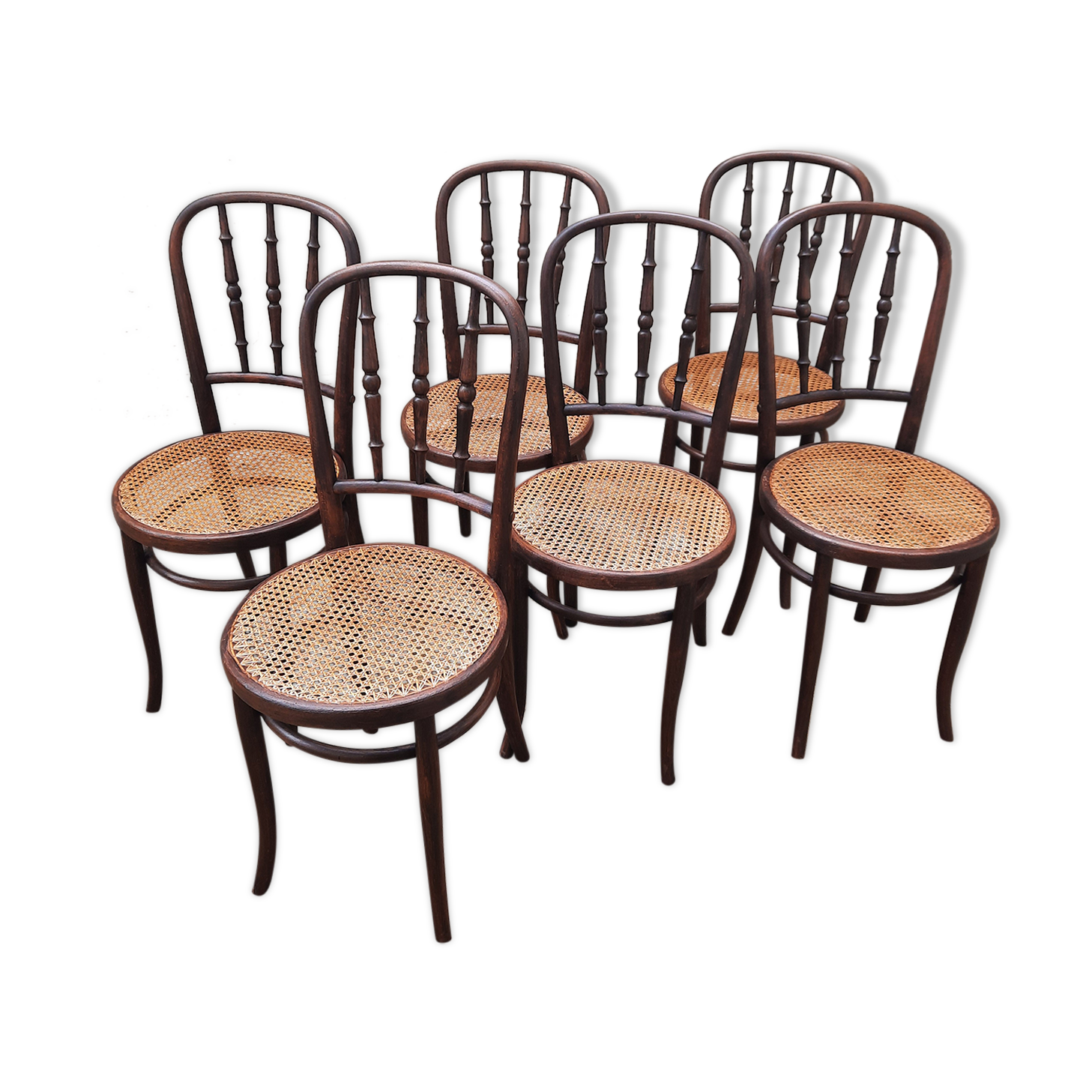 6 bistro chairs