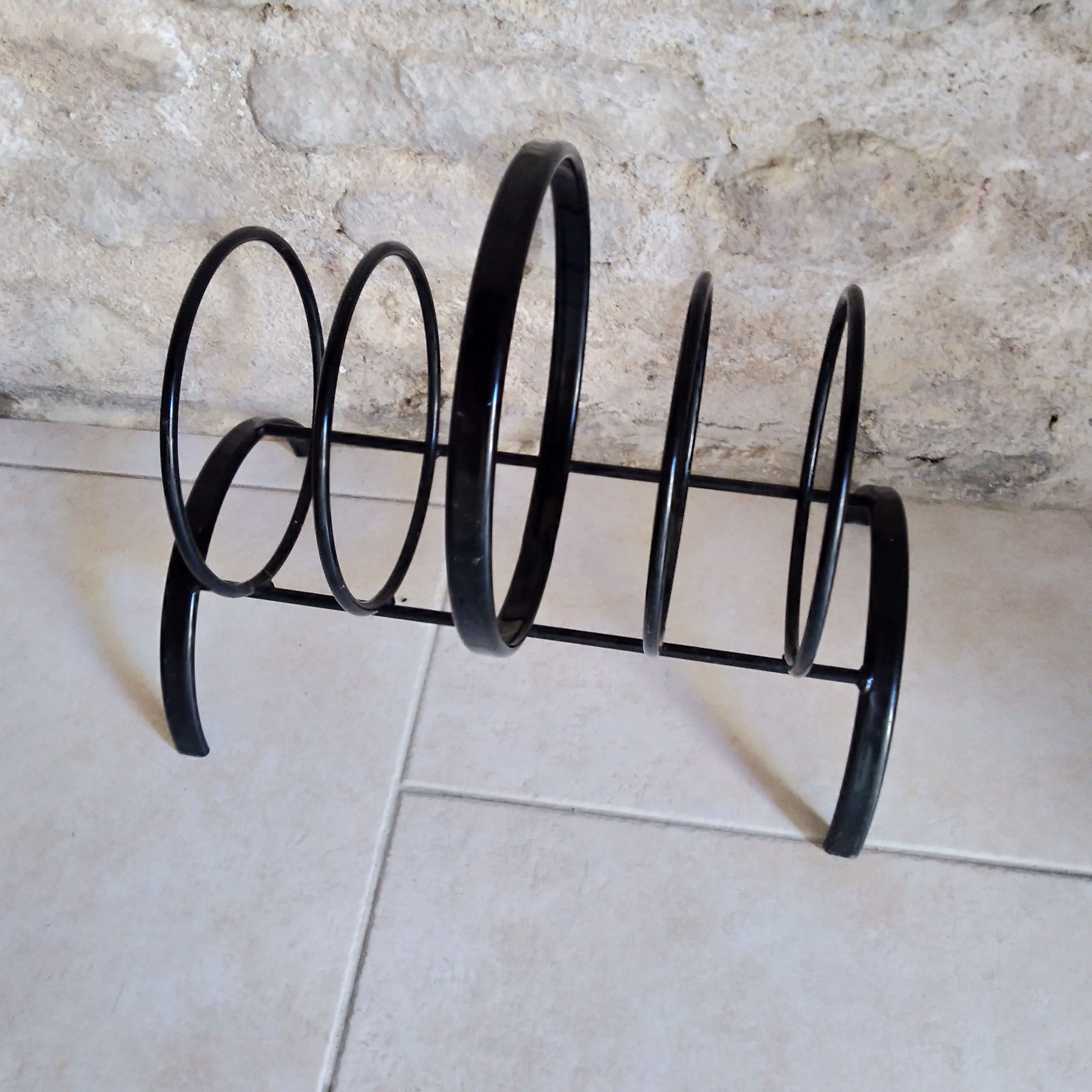 1960 metal magazine rack