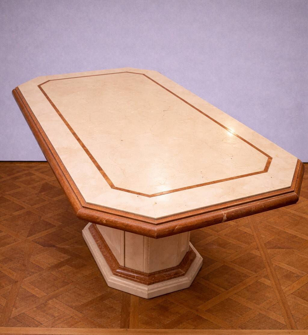 Large marble dining table – Central base