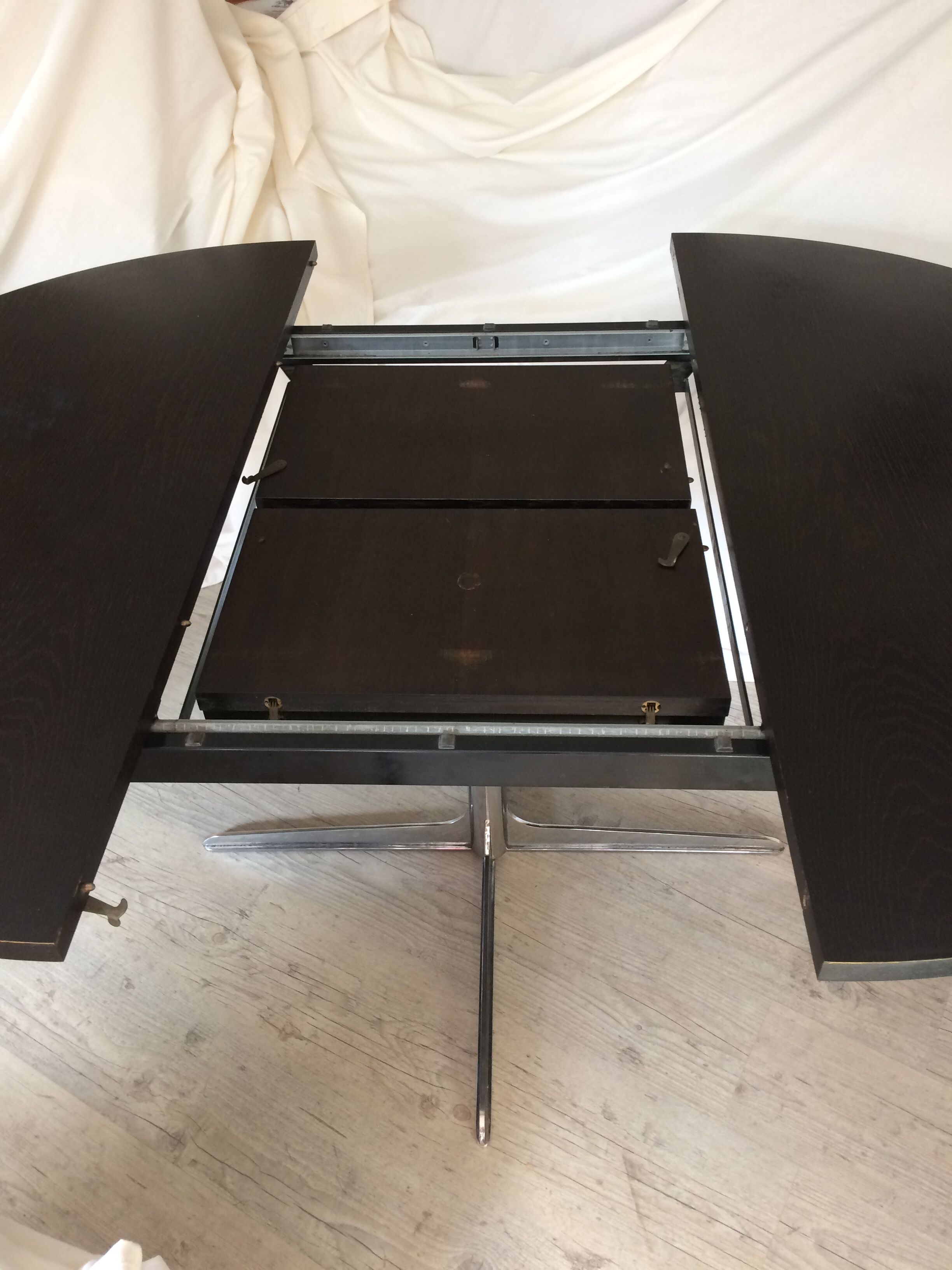 Table to lengthen 1970