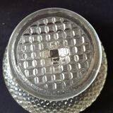 Glass standing fruit cup