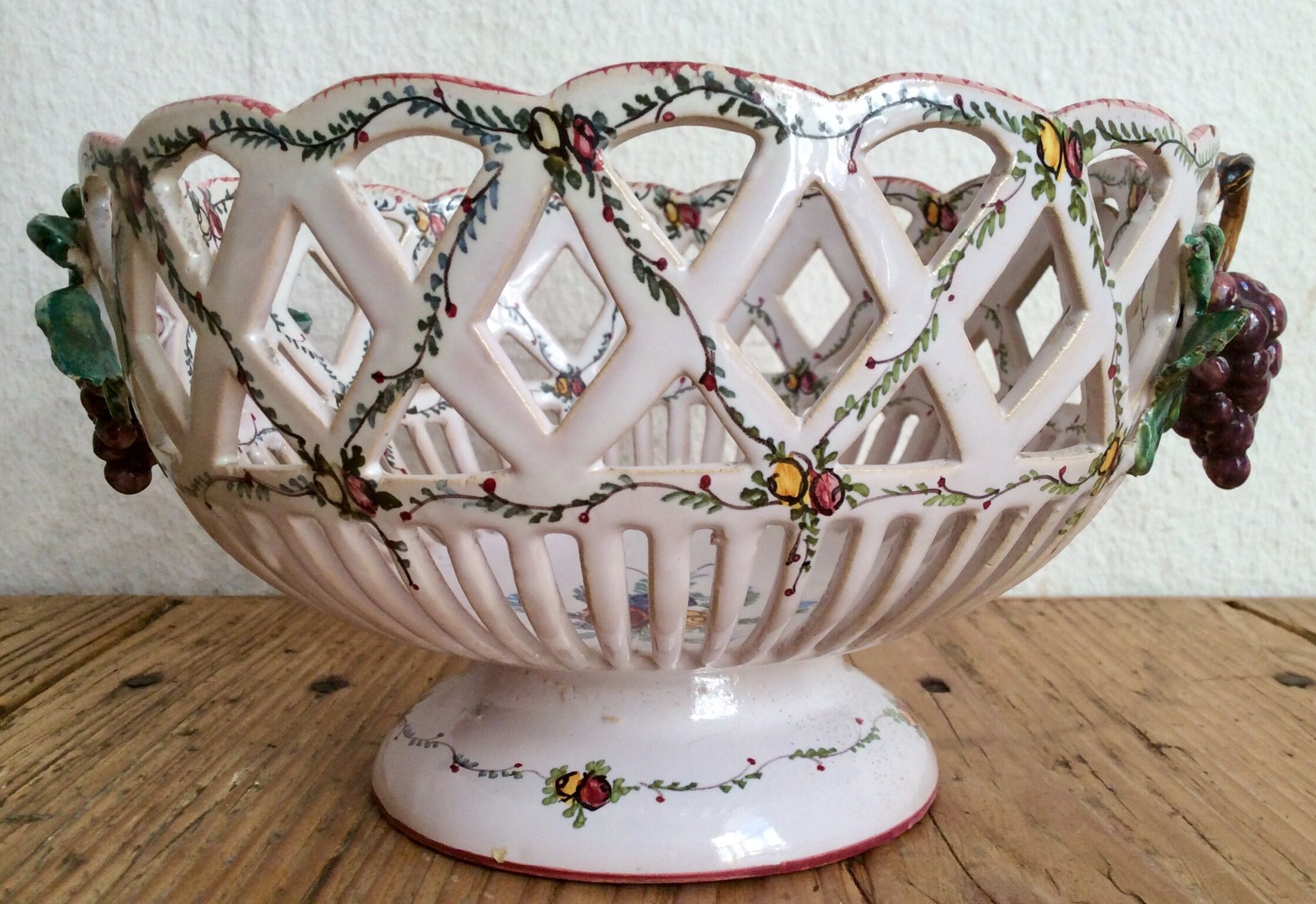 Old earthenware cut