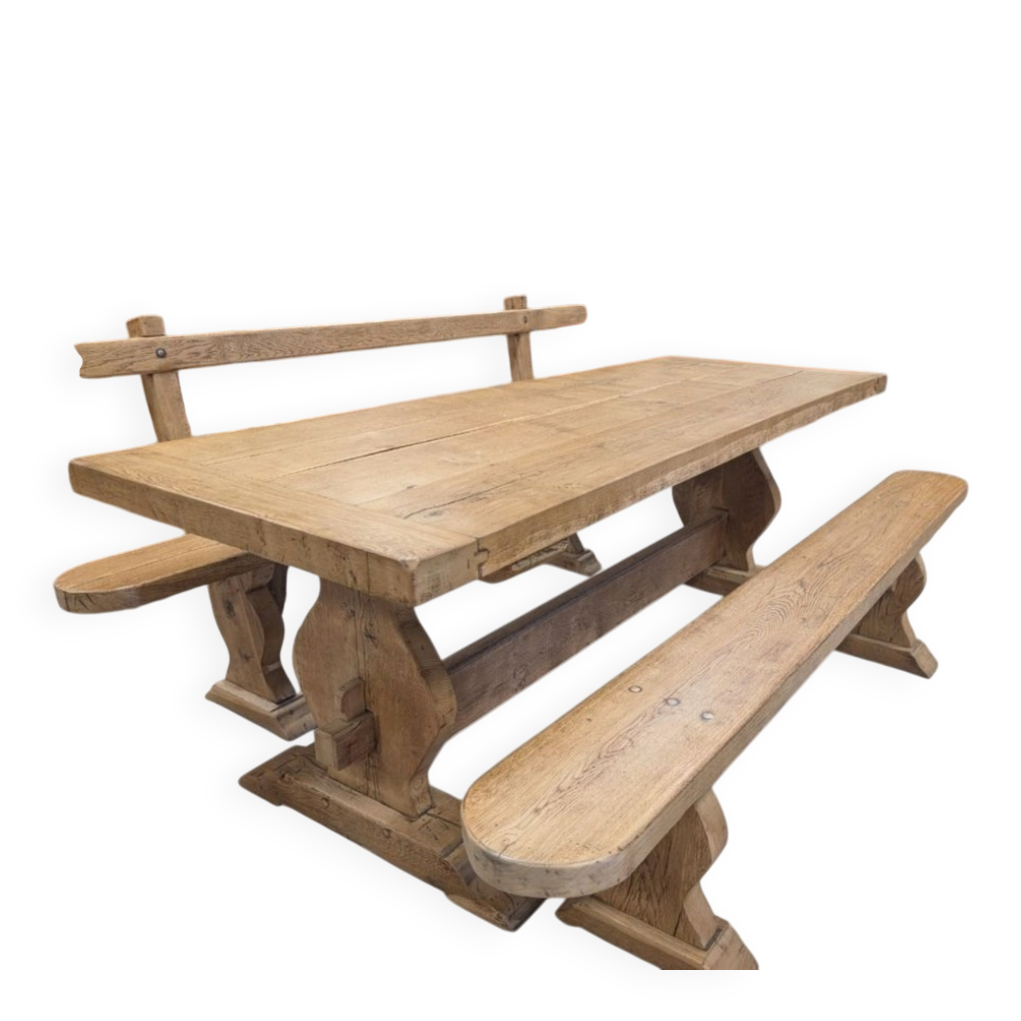Table Monastère avec ses bancs sur mesure