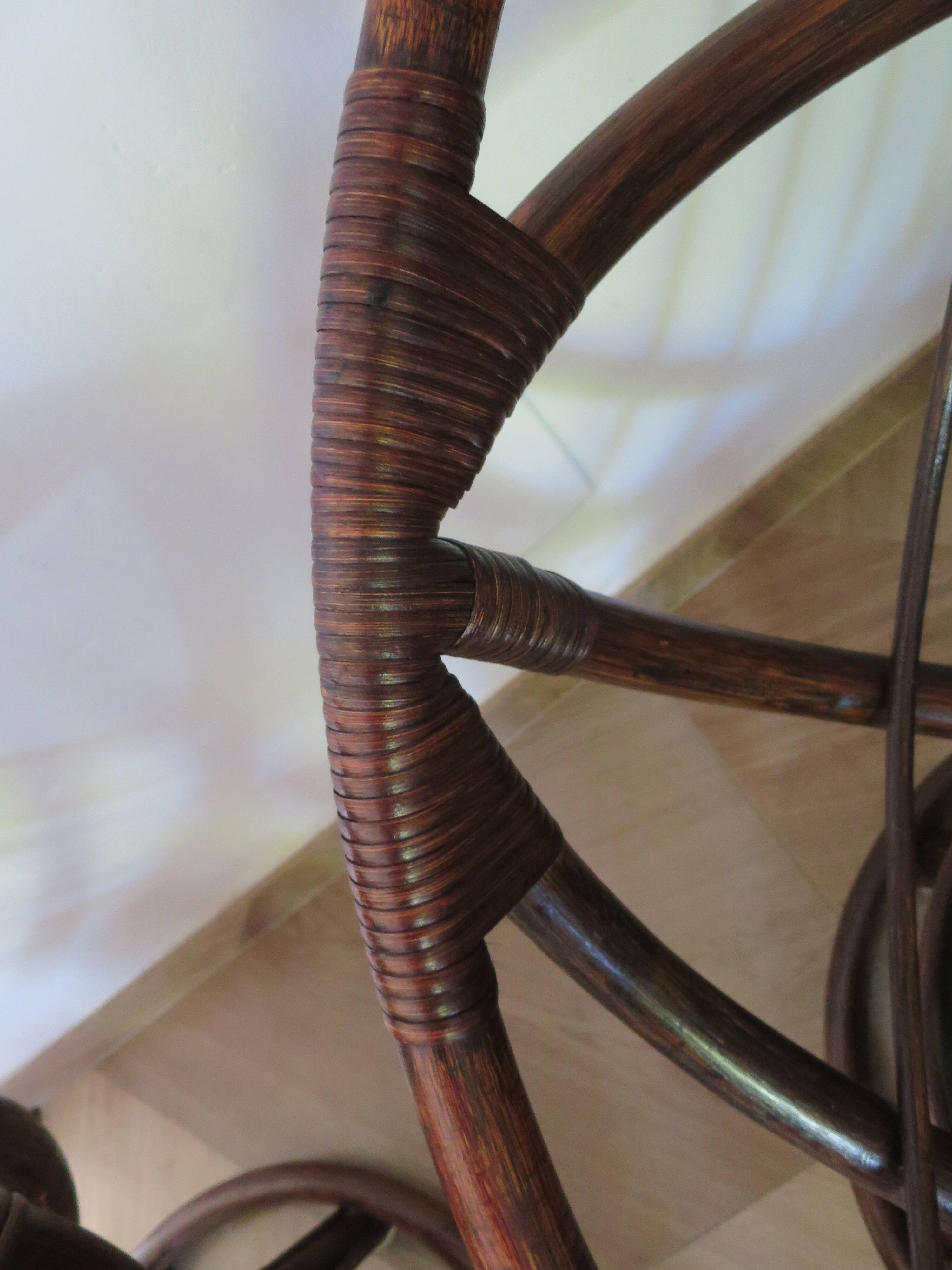 Vintage set of 2 swivel chairs in bamboo and rattan - Papasan shape