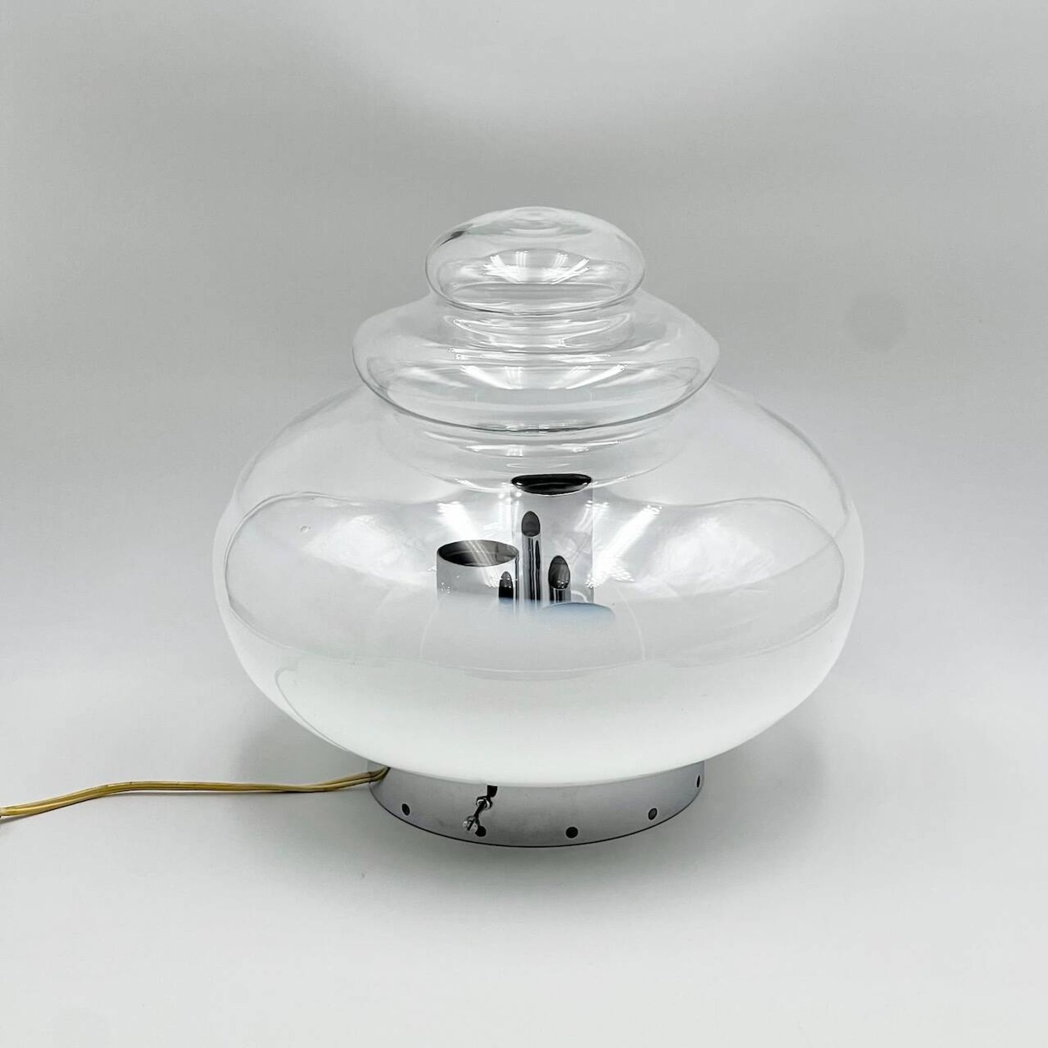 Large space age ufo table lamp in chrome metal, 1960s