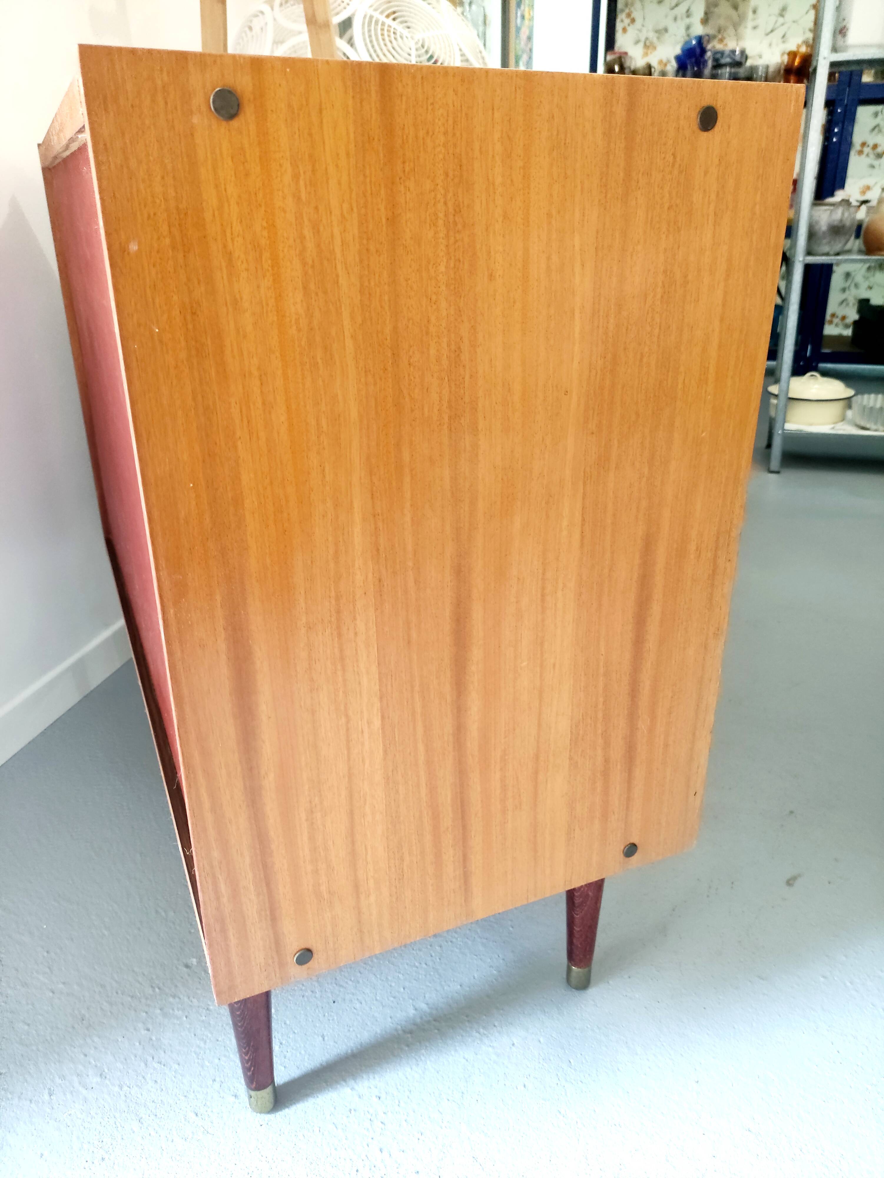 Vintage chest of drawers