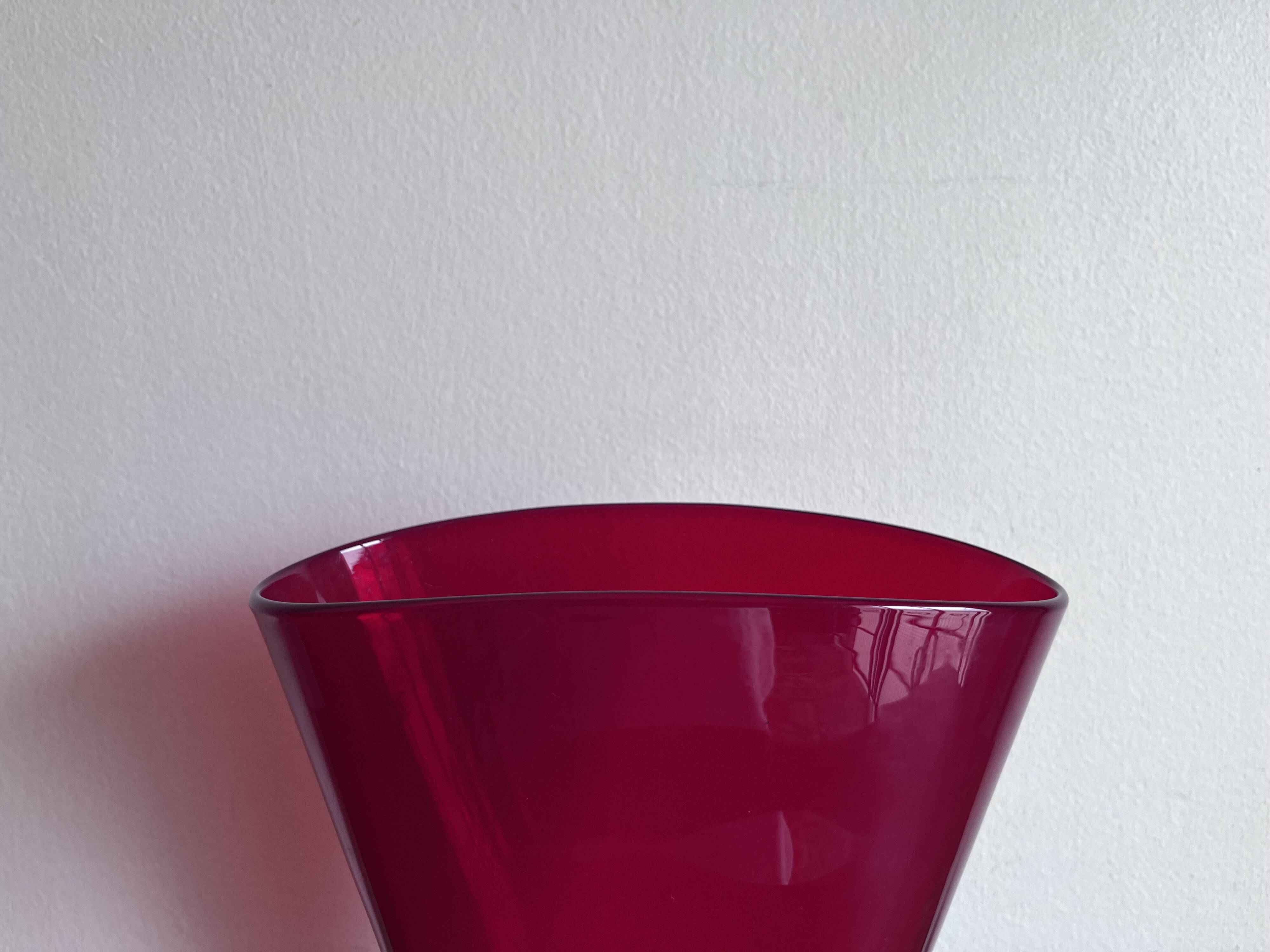 Vase éventail Empoli rouge 1950 XL