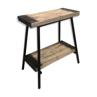 Industrial serving table in metal and wood