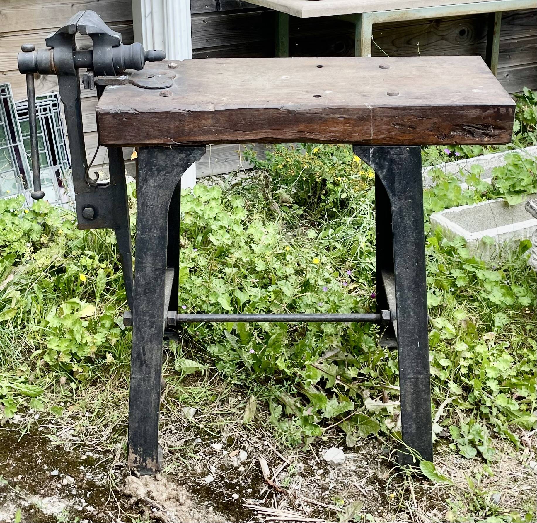 Industrial workbench