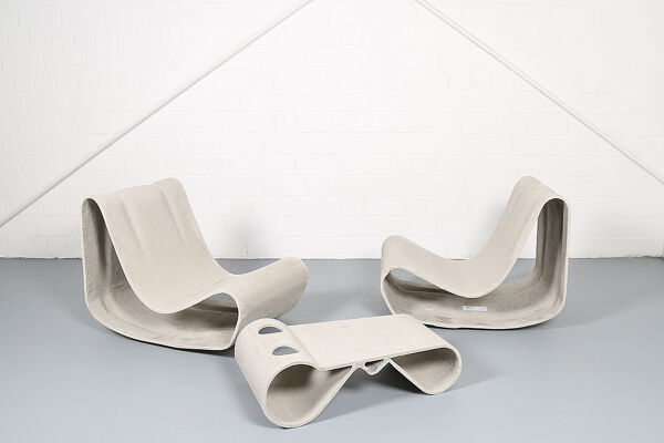 Ensemble de 2 chaises Loop et 1 table Loop Swisspearl/Eternit Willy Guhl
