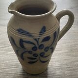 Sandstone pitcher