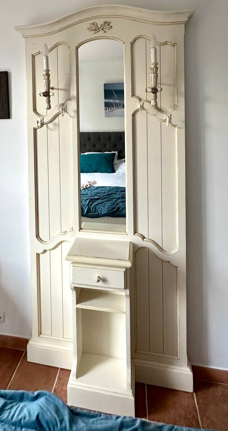 Solid oak cream coat rack