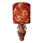 Expressive Fat-Lava vase lamp with dragon lampshade