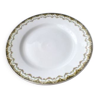 Plat ancien en porcelaine de Limoges UML