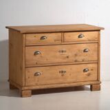 Antique four-drawer chest of drawers (circa 1920)