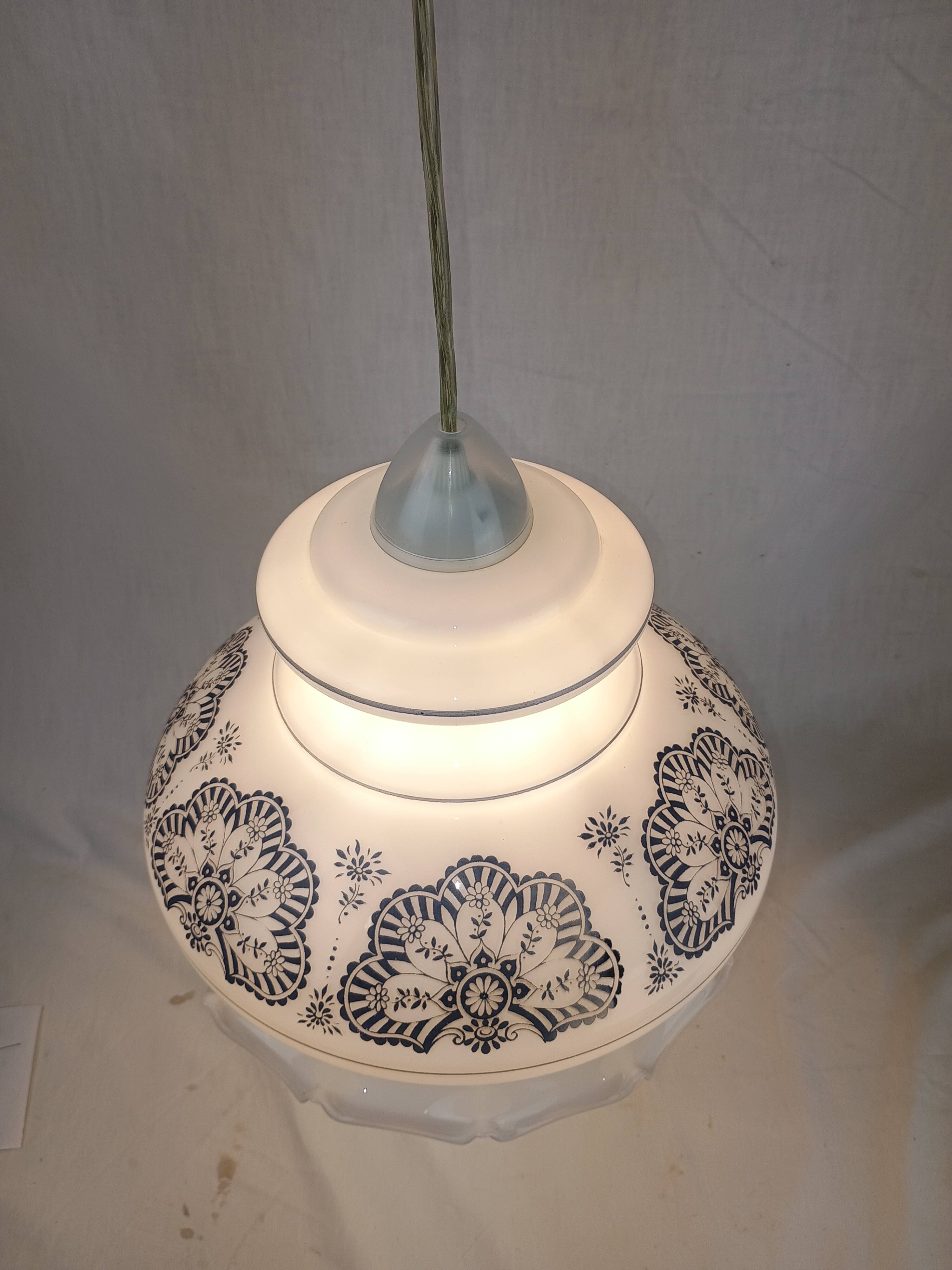 Authentic vintage Italian VENINI pendant light from the 1950s–1960s