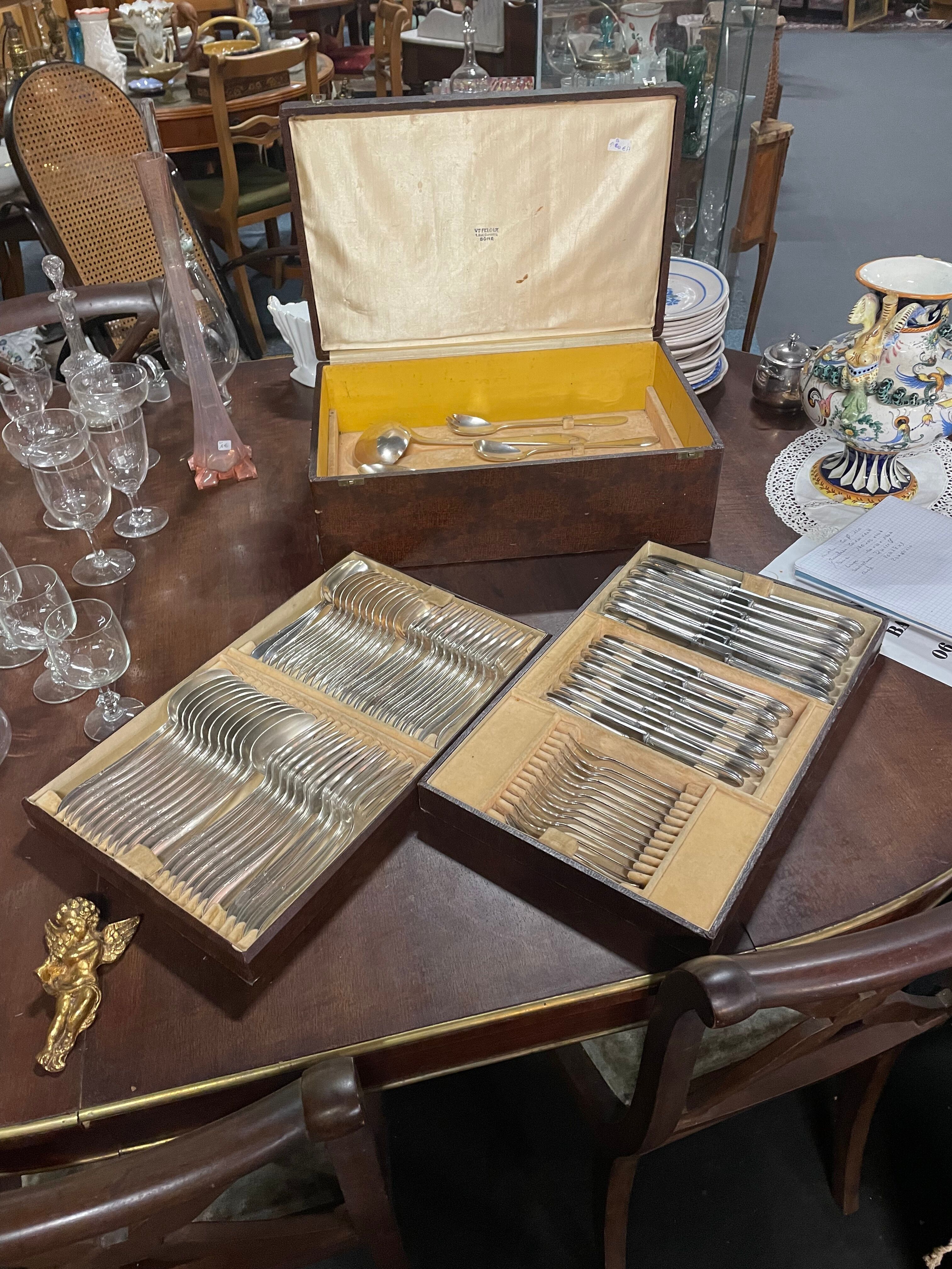Art Deco menagere in silver metal