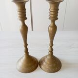 Paire de bougeoirs en laiton