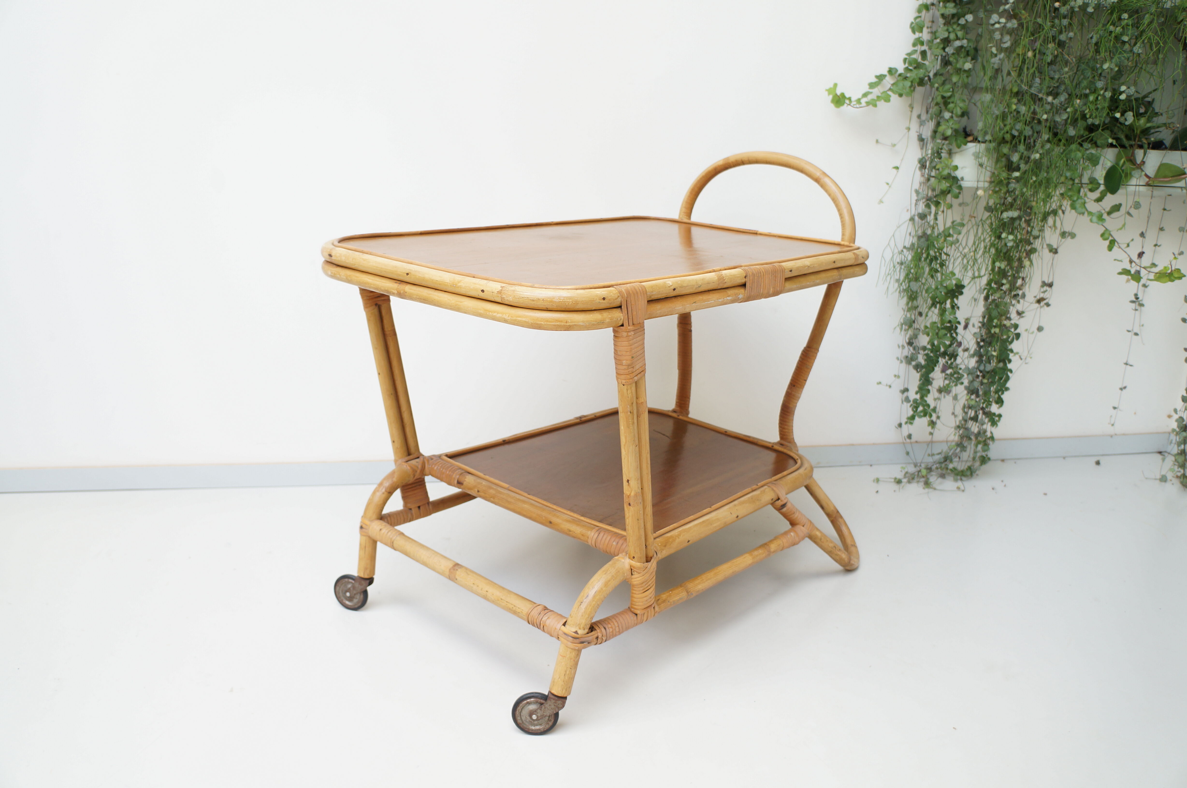 Vintage rattan bamboo serving tray 1960