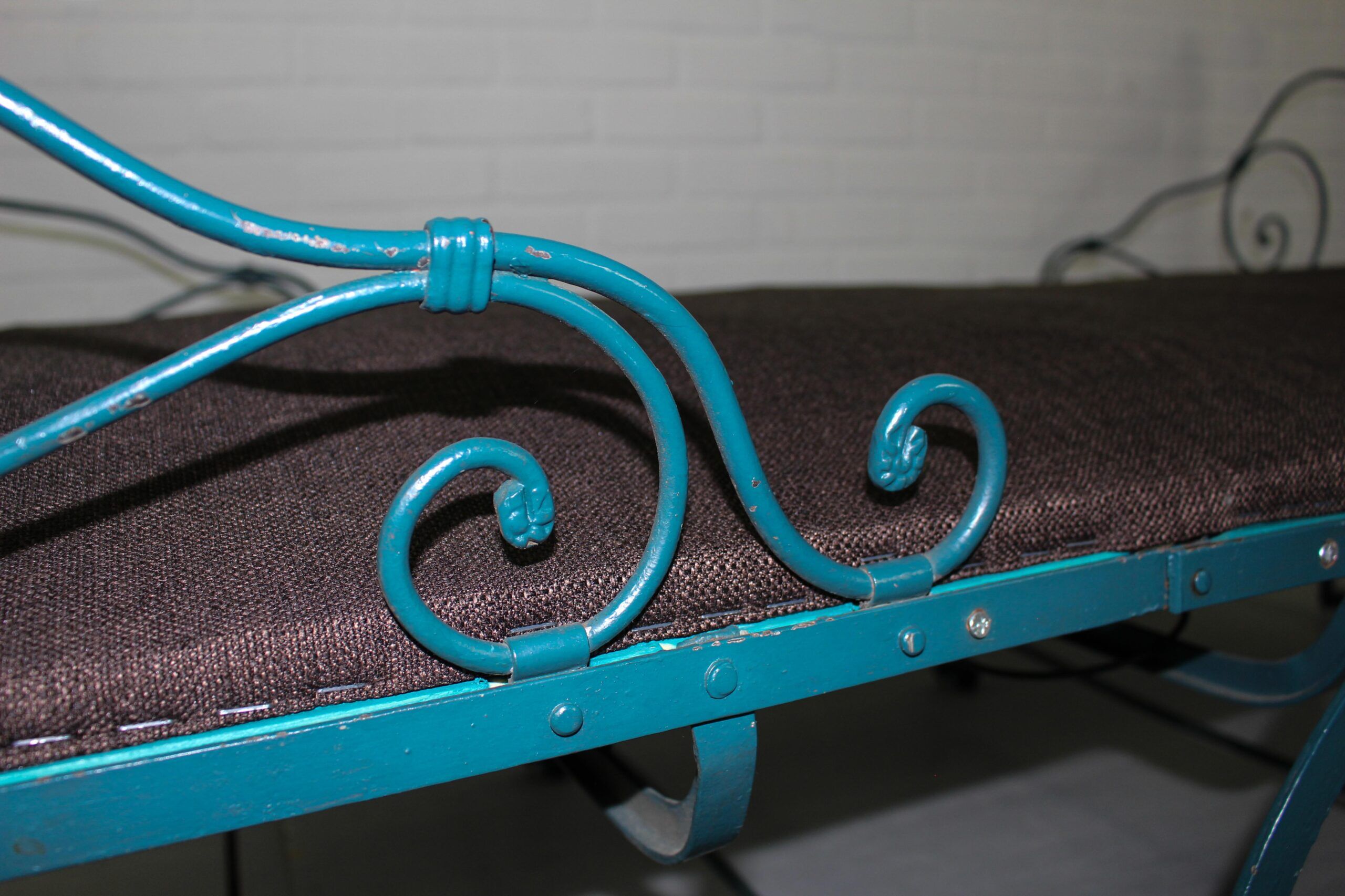 Foldable metal daybed with new webbing and upholstery