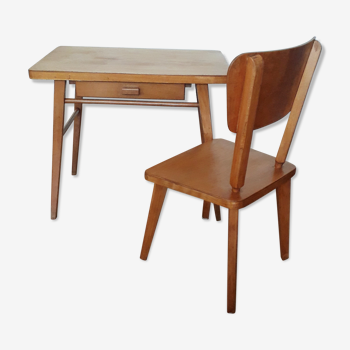 Baumann children's desk and chair