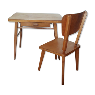 Baumann children's desk and chair