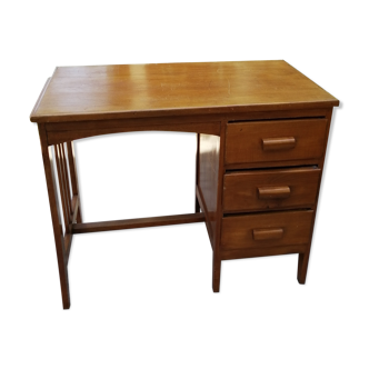 Desk of the 50s