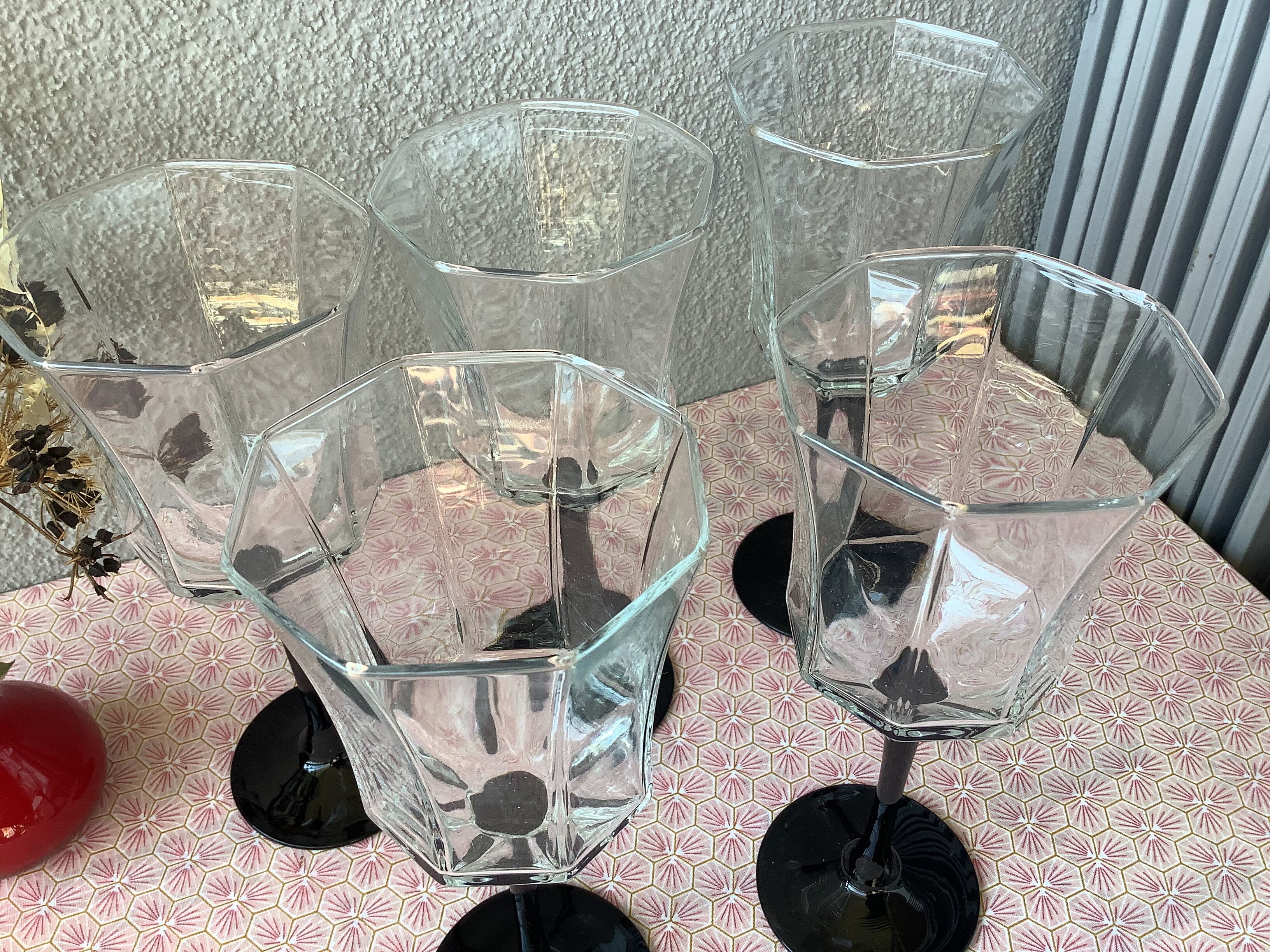 Verres Luminarc Octime à pied noir style art déco