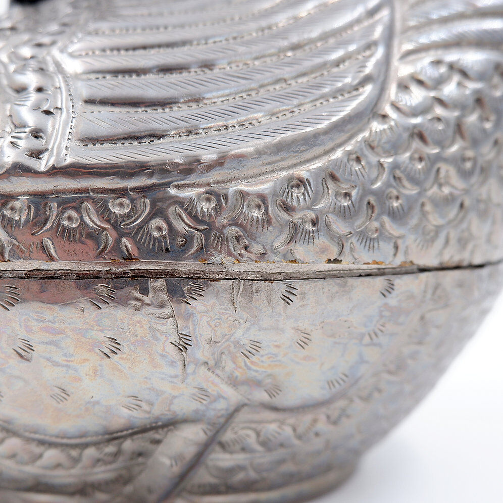 Boîte à bétel birmane en forme de canard, années 1950