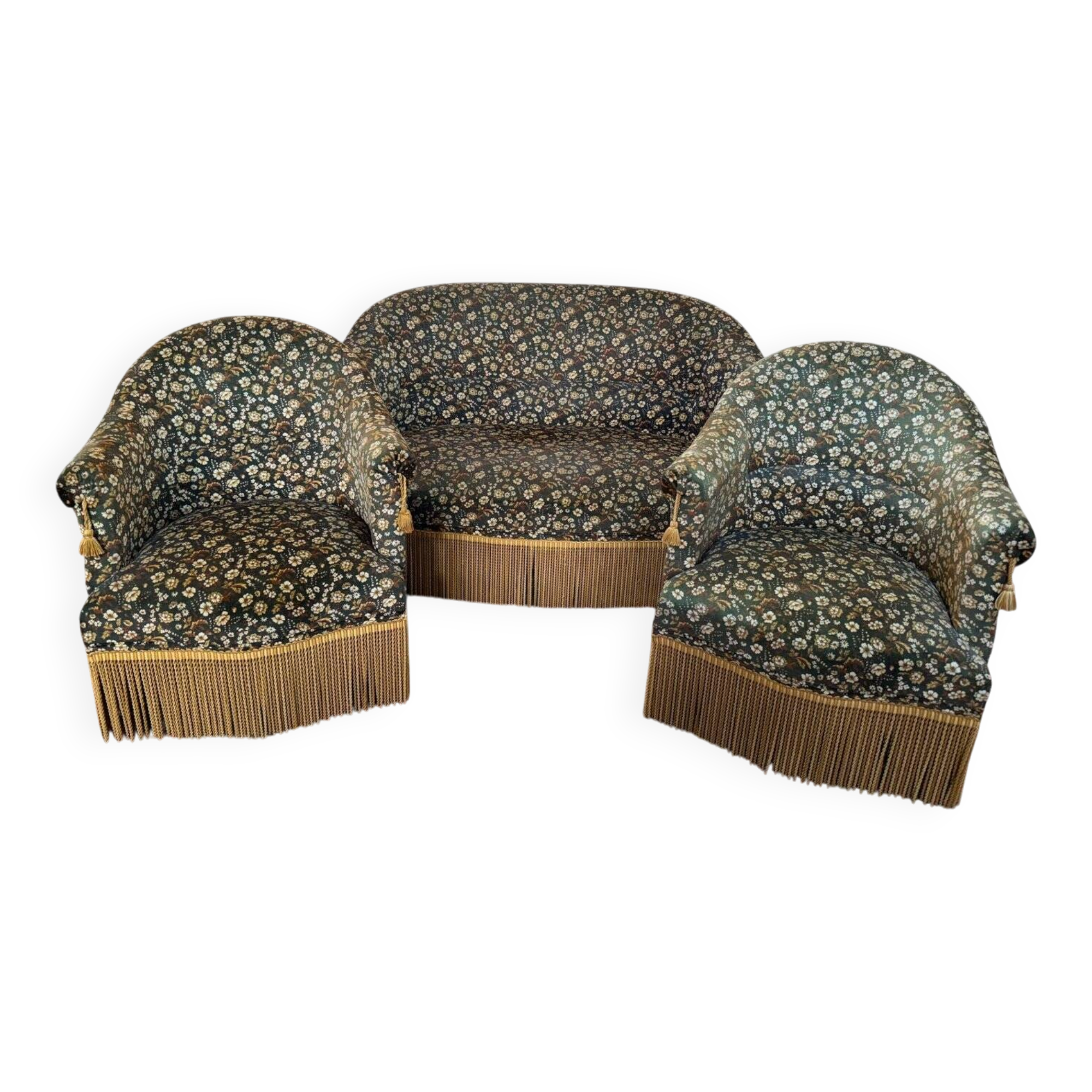 Toad Salon – Floral Fabric & Golden Trimmings