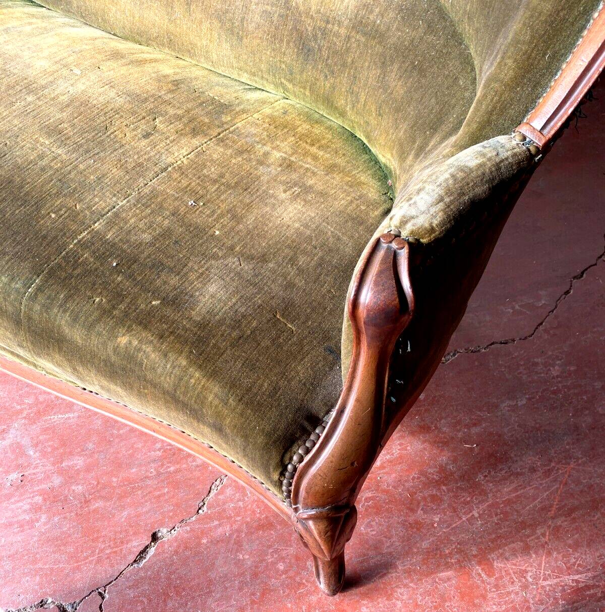 Louis Philippe bench e