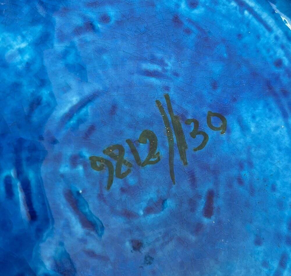 Large wall plate Rimini Blu Italian mid-century by Aldo Londi for Bitossi, 1960s.