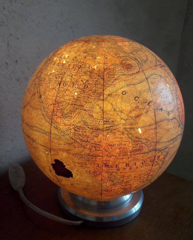 Globe terrestre lumineux J.Forest milieu XX°