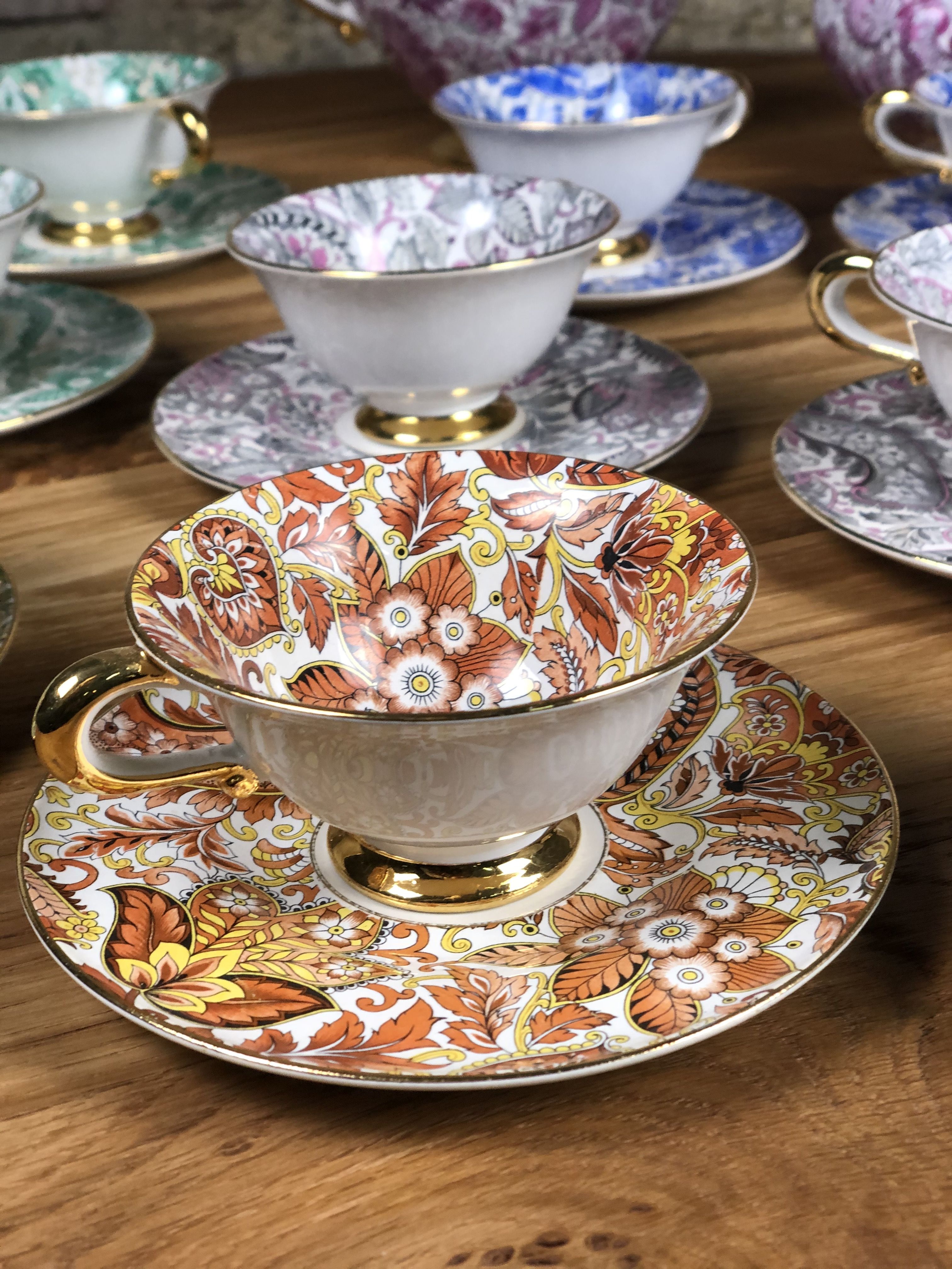 Porcelain coffee service multicolored and gilded cashmere designs signed BM France