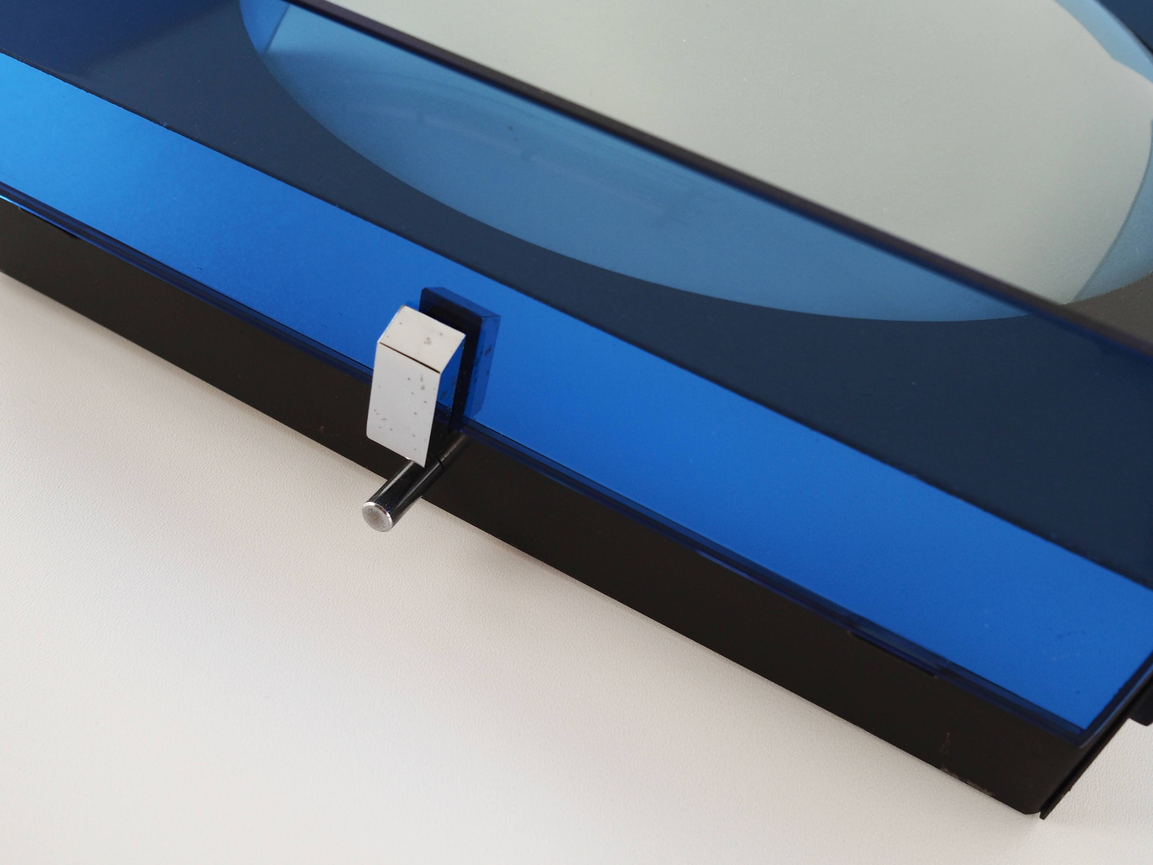 Wall lamp, Murano glass, Italian design, 1970s, manufacture: Vega